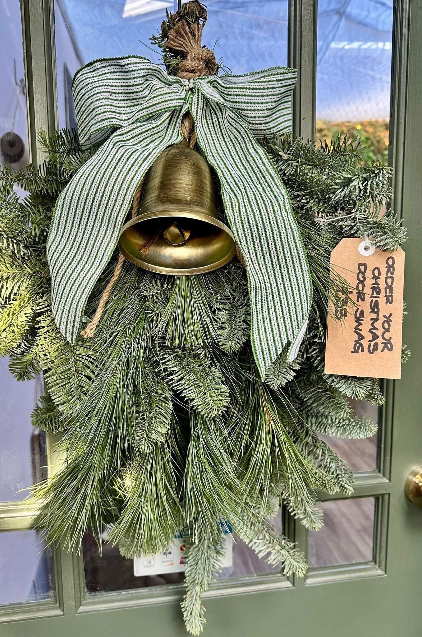 Christmas floral display by Willow and Moss